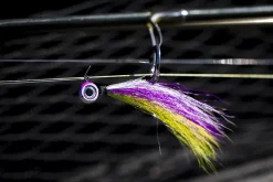 VMC Moontail Jigs Red Tail Chub 10,5g -Panther Martin Salg al linder 30a8840.640