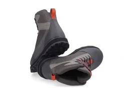 Simms Tributary Boot - Rubber Basalt 04 18 Simms Tributary Boot - Rubber Basalt 04 -Panther Martin Salg dealerweb cms 206d678e 4aad 48a4 b41a a77723fdc02e.640