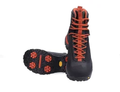 Simms G4 Pro Powerlock Boot Vibram 08 -Panther Martin Salg simms g4 pro powerlock boot carbon 8.640